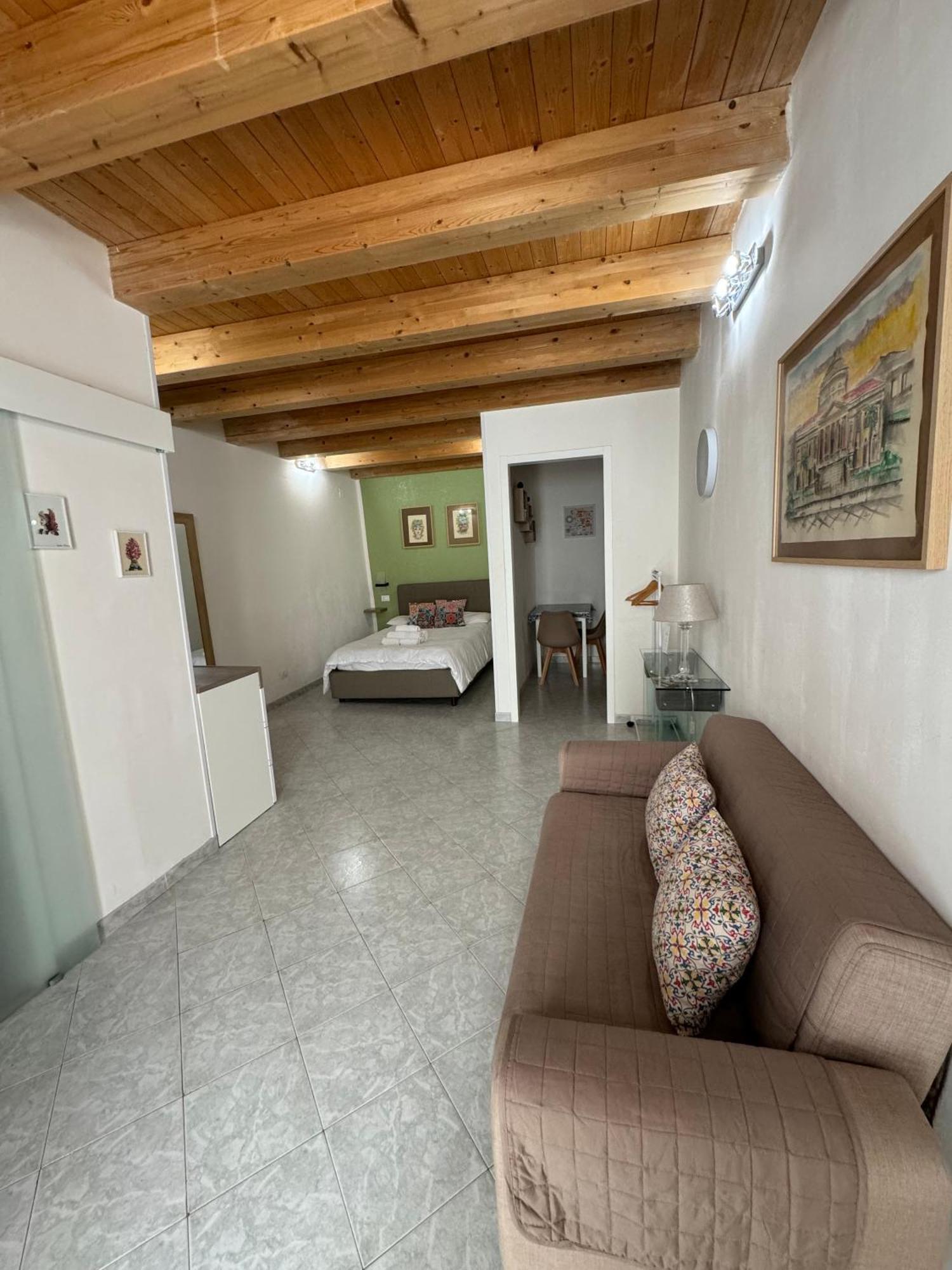 Tanto Di Cappello Home Palermo Buitenkant foto